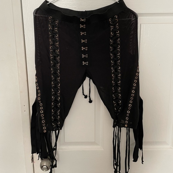Statement bike shorts cardi b inspired - Picture 2 of 4